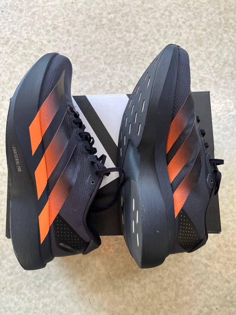 【1回のみ使用】アディダス　アディゼロエボSLウーブン メンズ25.0cm