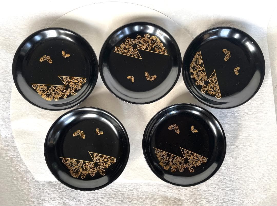 銘々皿 漆塗 菊唐草に蝶沈金木皿 5枚 取皿 5寸 14.5ｃｍ 木製