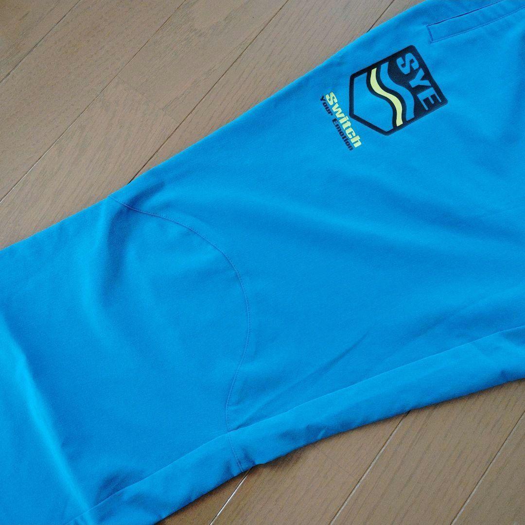 ARENA　上下セット