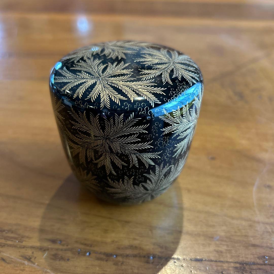 輪島塗の棗 金色の葉模様しのぶ　お値下げしました