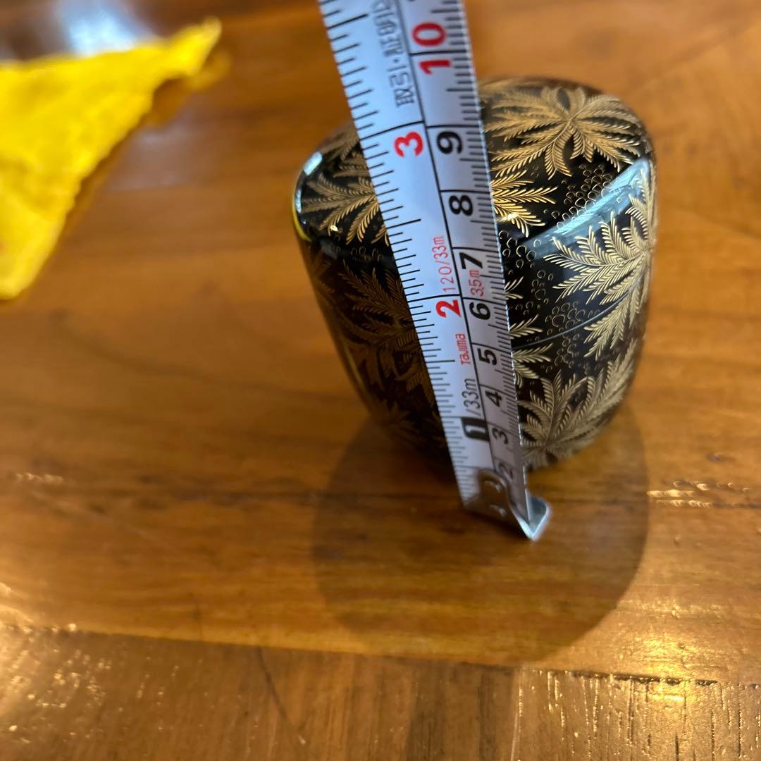 輪島塗の棗 金色の葉模様しのぶ　お値下げしました