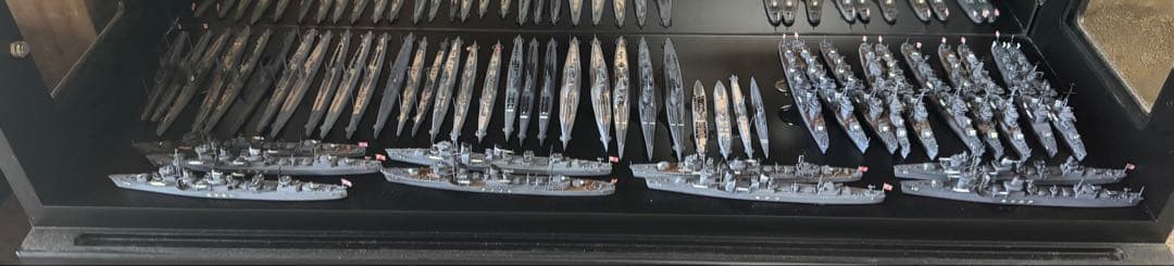 TYPE-A 戦艦プラモデル　完成品　ガラスショーケース付き！