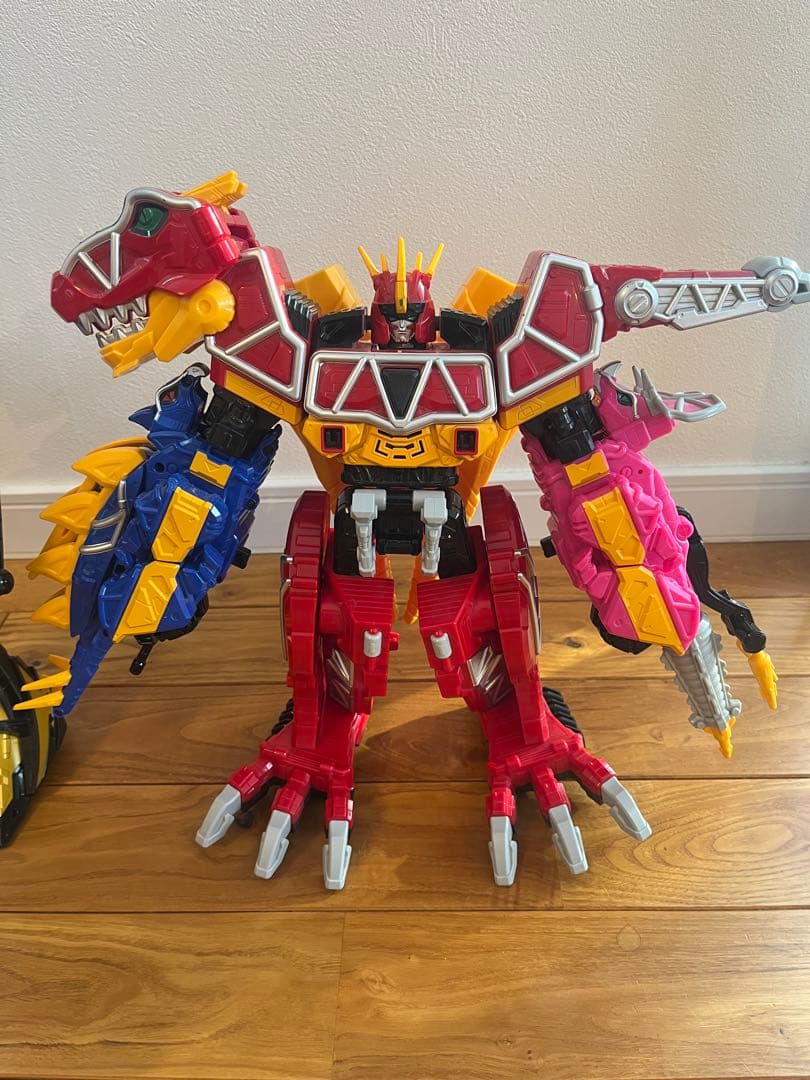 獣電戦隊キョウリュウジャー DXキョウリュウジン 獣電池付属　セット