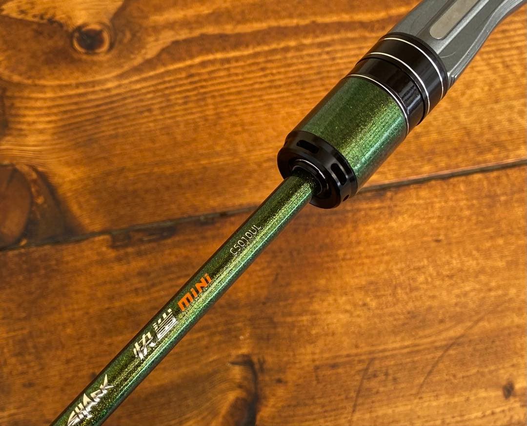 超コンパクト　トラウトロッド　5ft ベイトロッド グリーン　渓流釣り　テレスコ