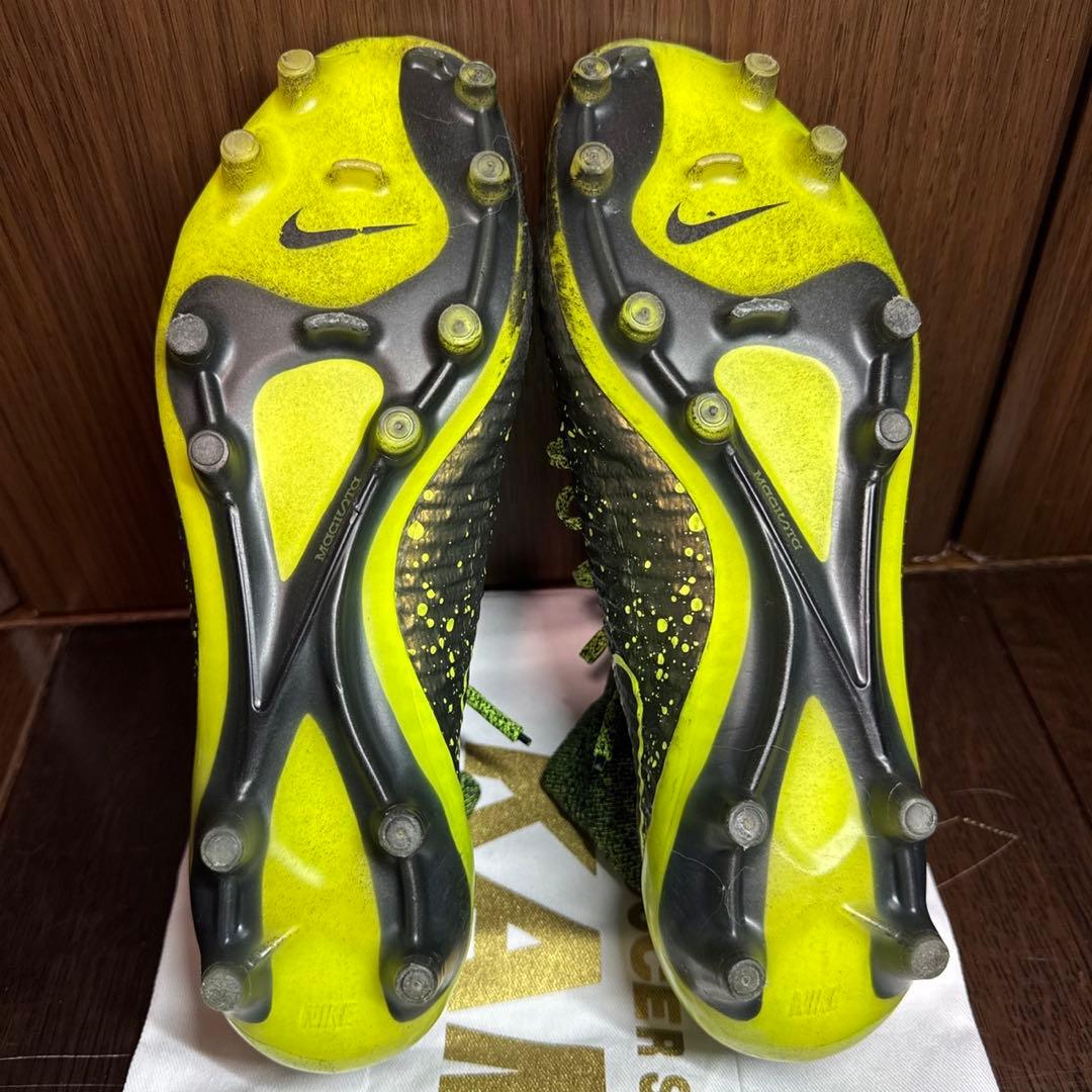 『美品』ナイキ　マジスタ　オブラ　FG