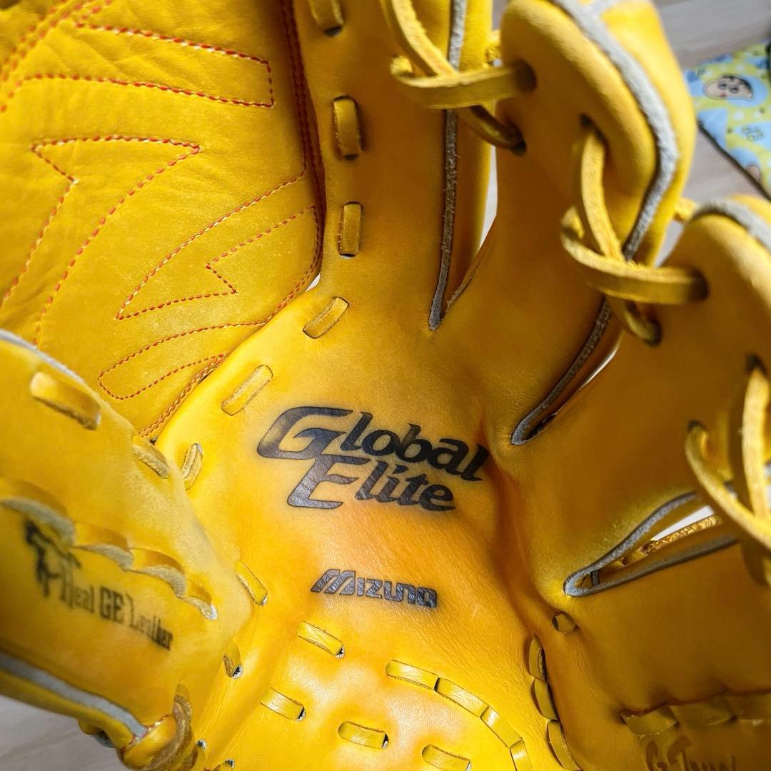 投手用　ミズノ　Global Elite 軟式グローブ 収納袋付き