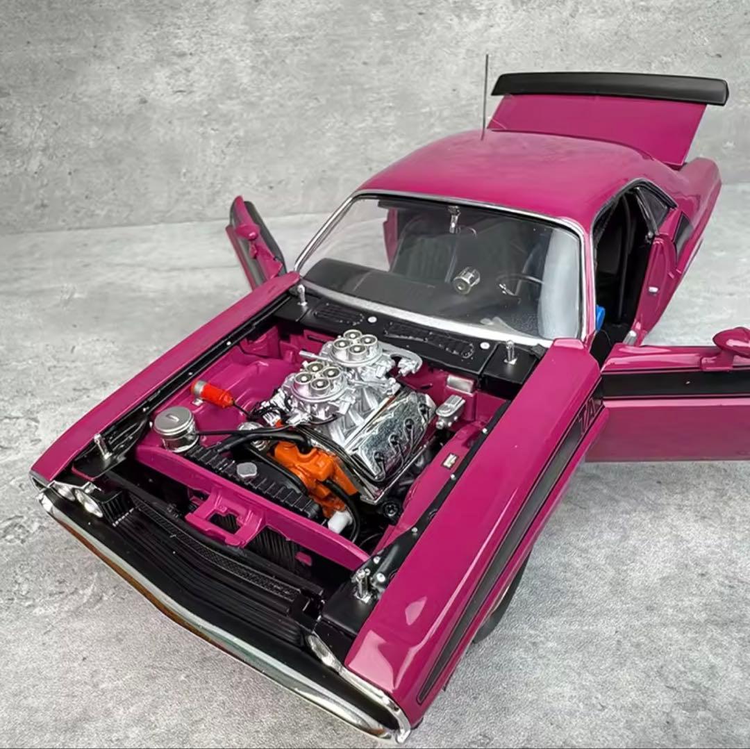1970Dodge ChallengerT/A Pro Stock1/18モデル