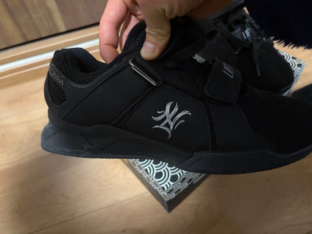 スクワットシューズ (ローニンリフターズ)(ノートリアスリフト)