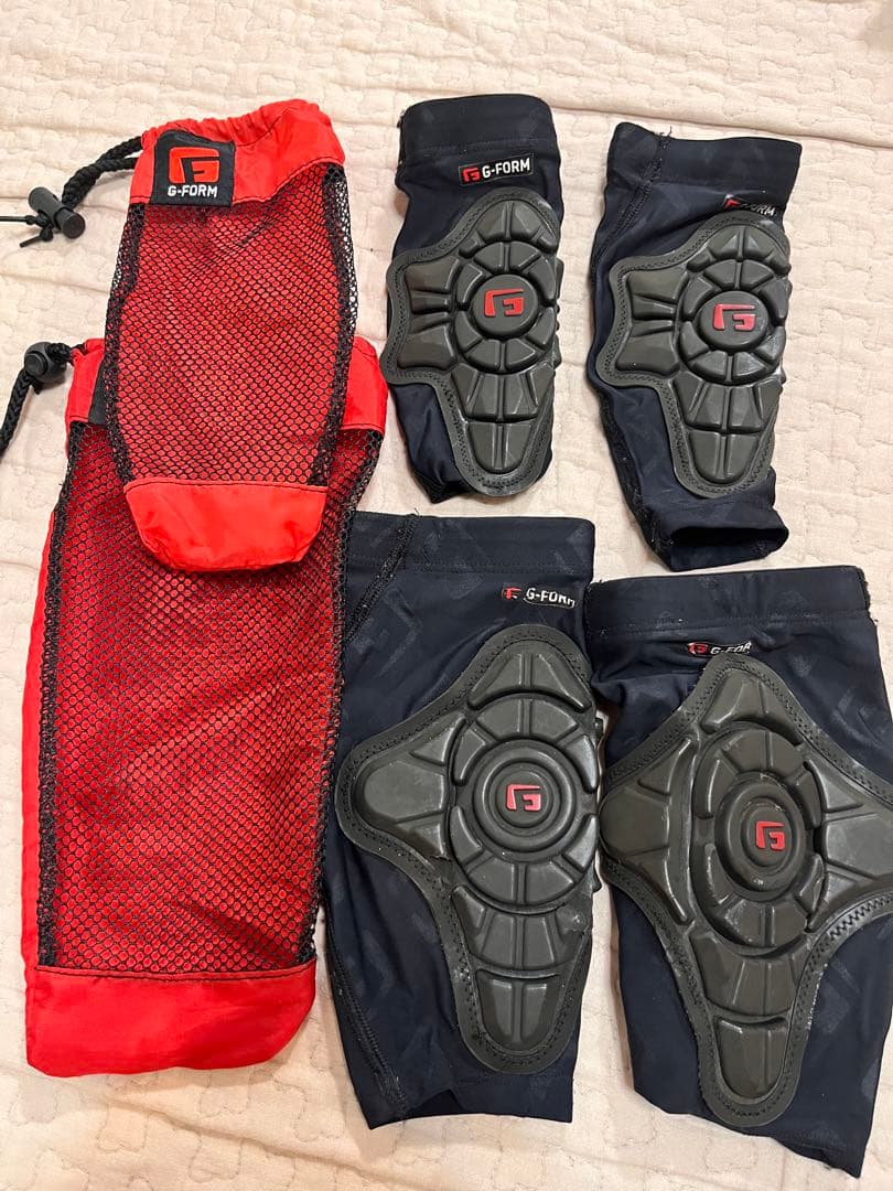 値下げしました♡ストライダープロ　プロテクター、オフィシャルレースジャージ