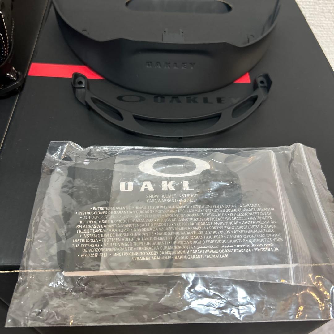 mod5 PRADA オークリー　コラボ　ヘルメット　新品未使用