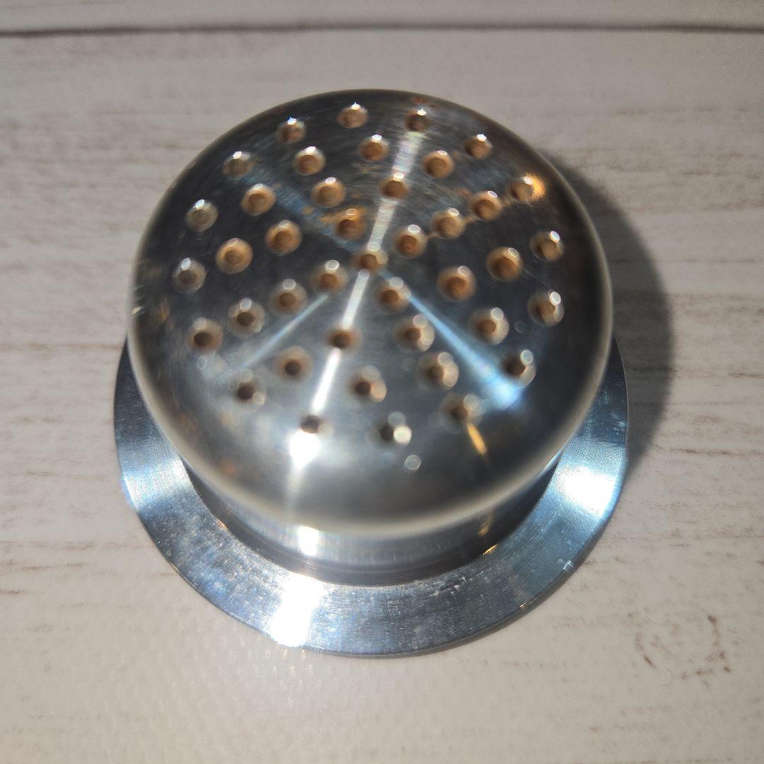 手軽に瞬間燻製、ウイスキーなどのお酒を格上げする燕三条産ジュラルミンスモーカー