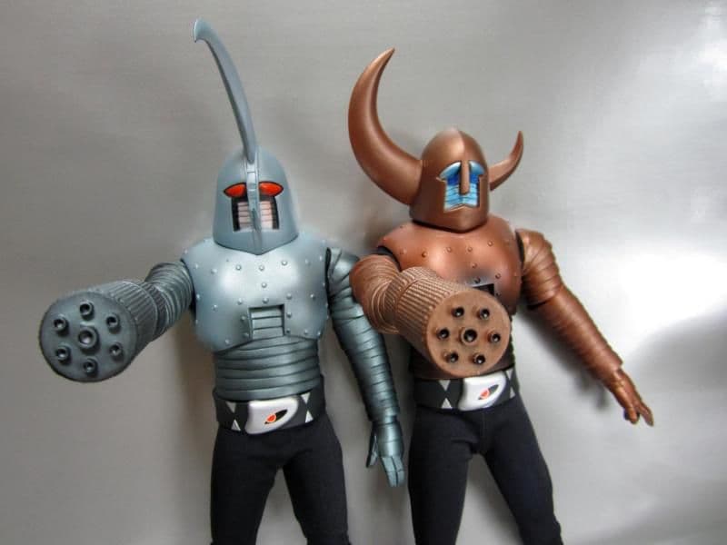 最終値下！２体！メディコムＲＡＨ イナズマンＦ　ウデスパーα ウデスパーβ