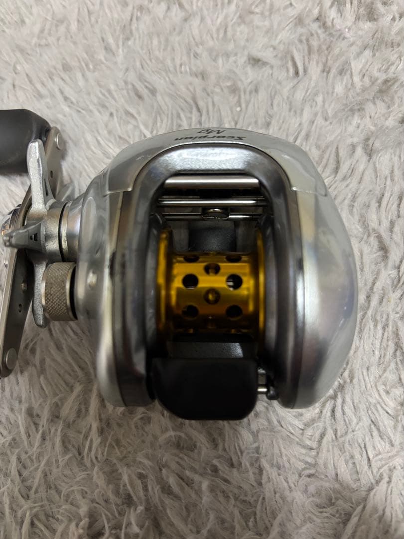 スコーピオンMg1001スピニングリール