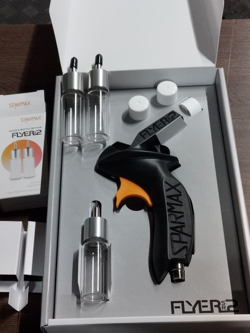 SPARMAX FLYER2 エアブラシ　別売ボトル２本付属