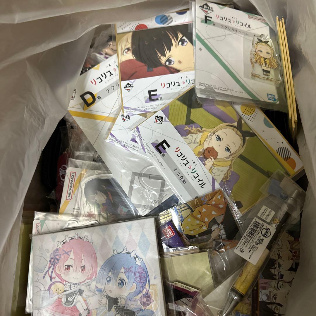 ノンジャンル アニメグッズ まとめ売り 300点以上