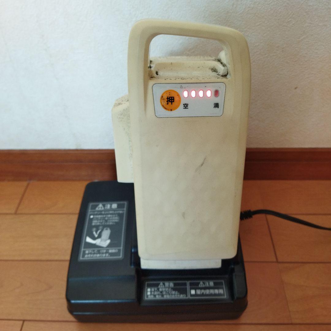 Panasonic 電動自転車用充電器 NKJ069Z2