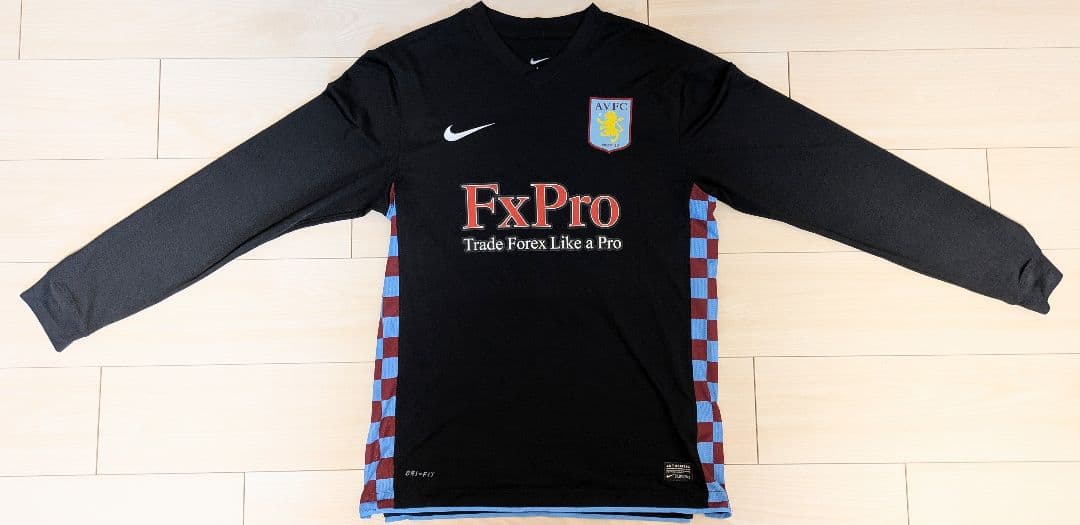 アストン ヴィラ ユニフォーム 2010-11 Away Shirt マクーン