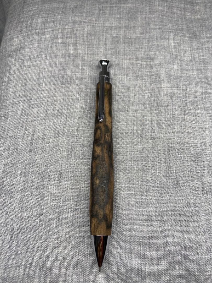 こぶた工房　黒柿　孔雀杢 シャープペン キューブ付。