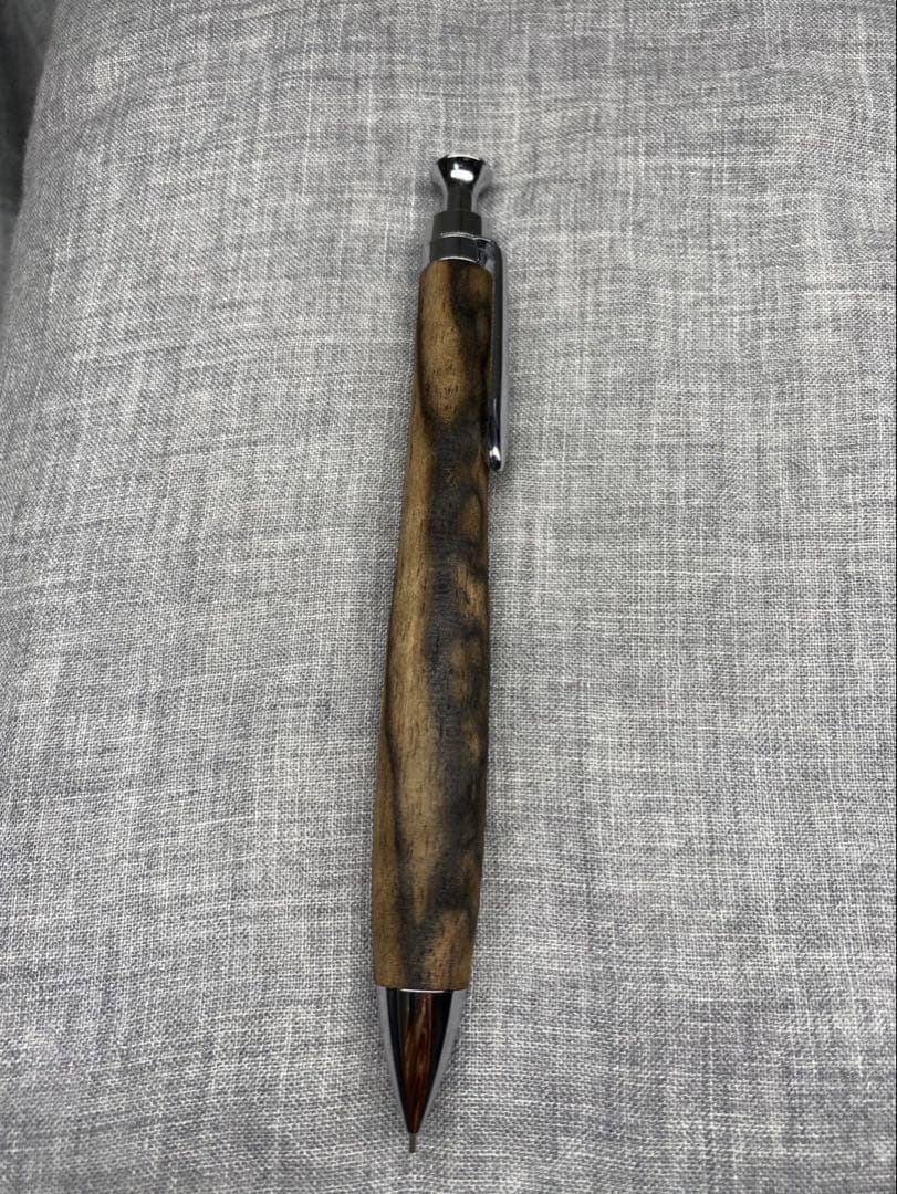 こぶた工房　黒柿　孔雀杢 シャープペン キューブ付。