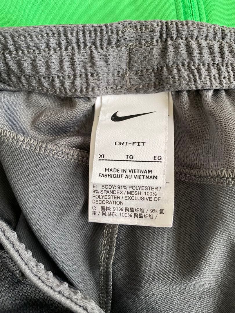 浦和レッズ　練習着上下　支給品　ソックス付