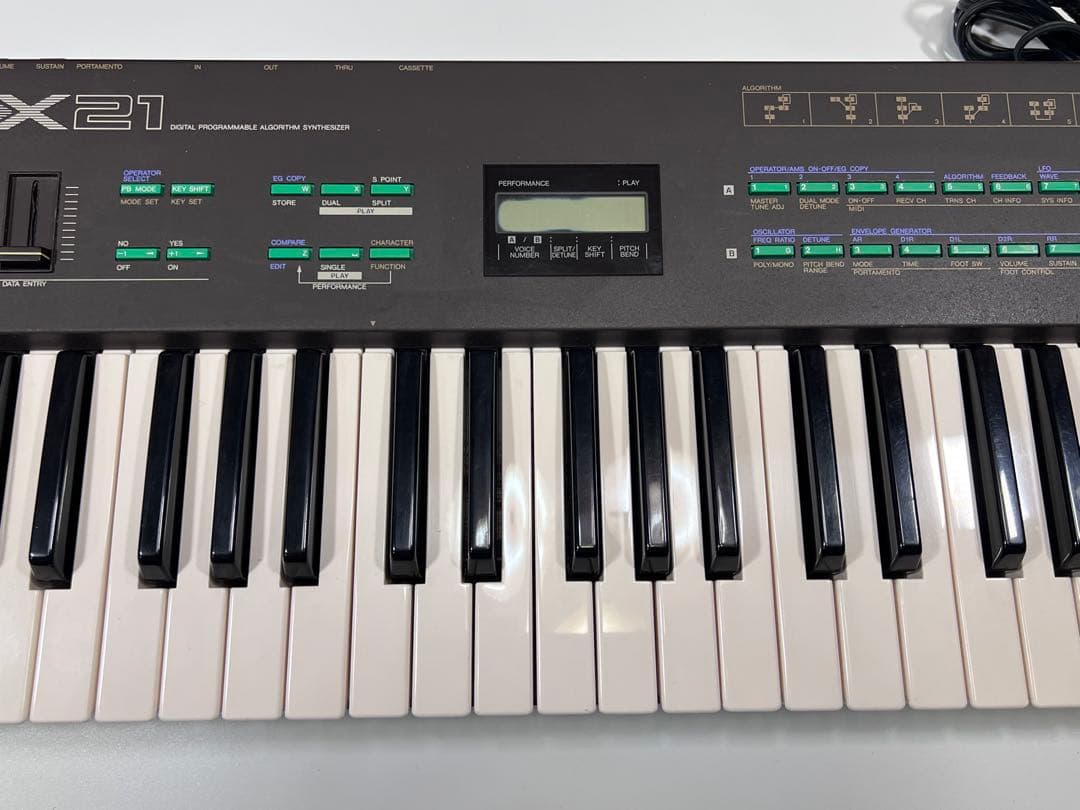 YAMAHA DX21 シンセサイザー 61鍵