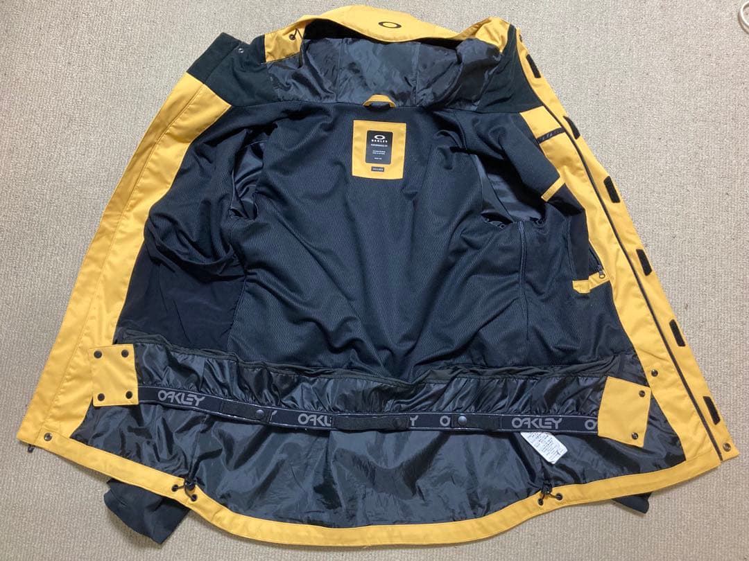 OAKLEY 防水スノーボードウェア US S サイズ日本Mサイズ