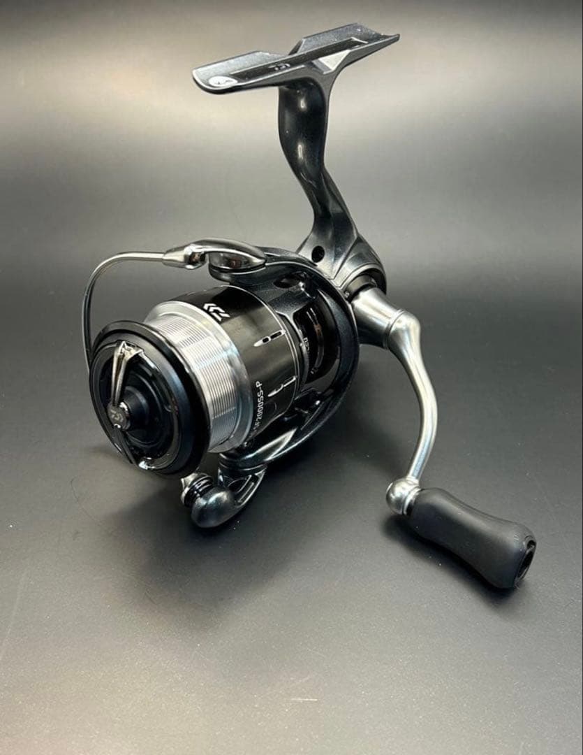 LUVIAS SF2000SS-P スピニングリール