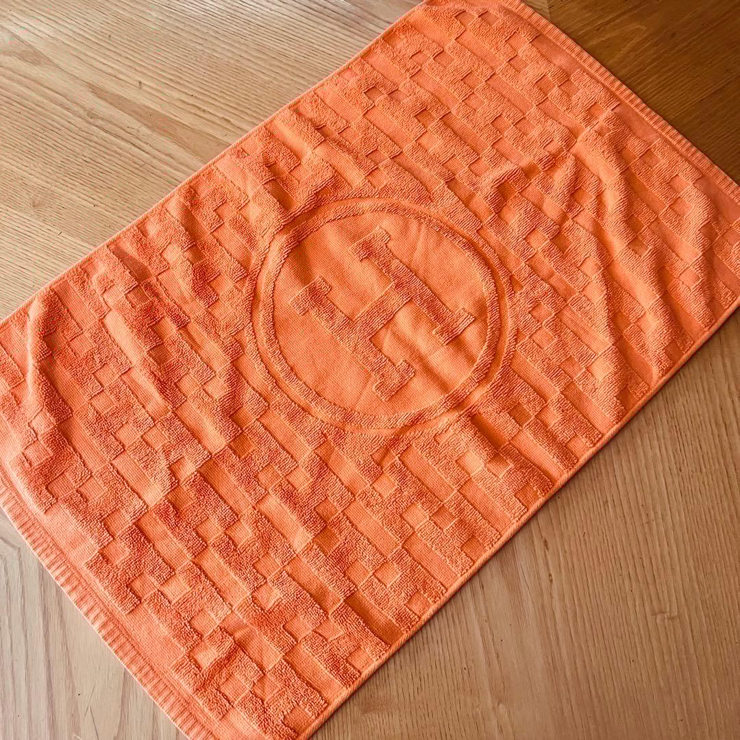 ⭐️超レア良品❗️HERMES エルメス/ビーチタオルクジラ柄/62×92❗️＆オマケ