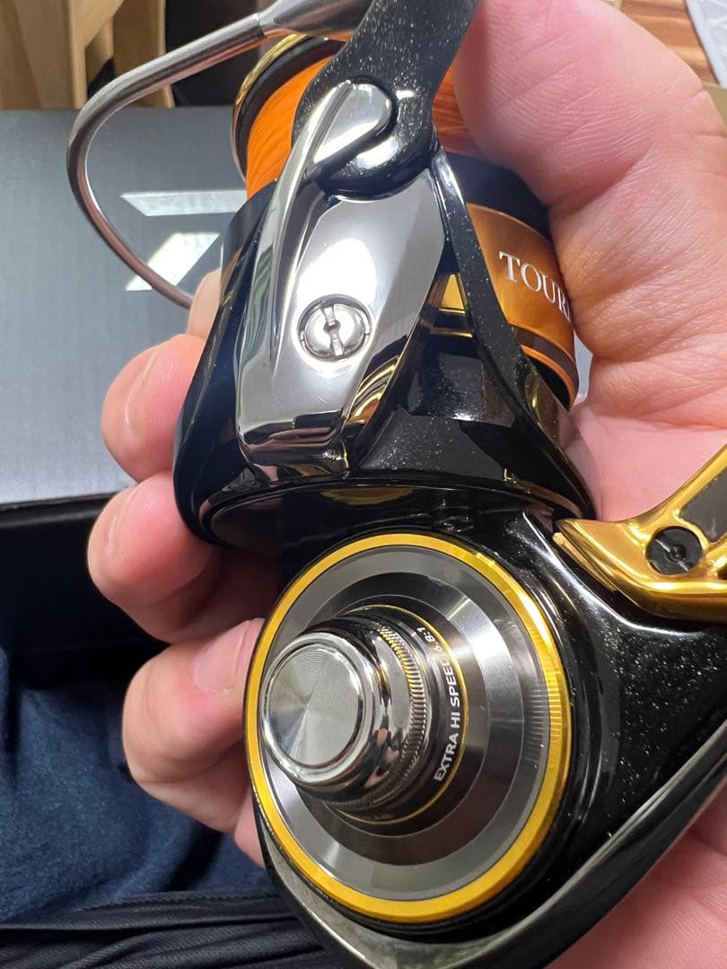 ダイワ 22トーナメントISO 3000XH-LBD