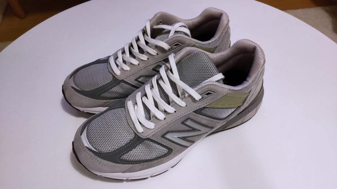 ニューバランス990v5　グレー　箱付き