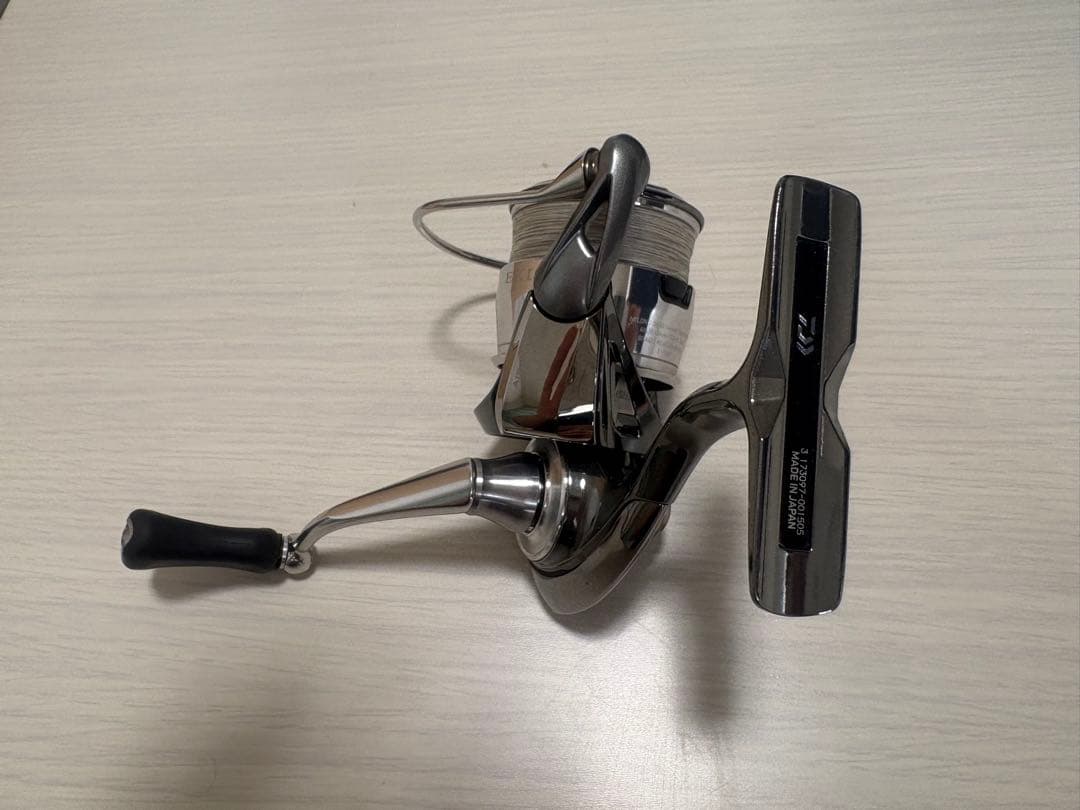 EXIST SF2500SS-H スピニングリール