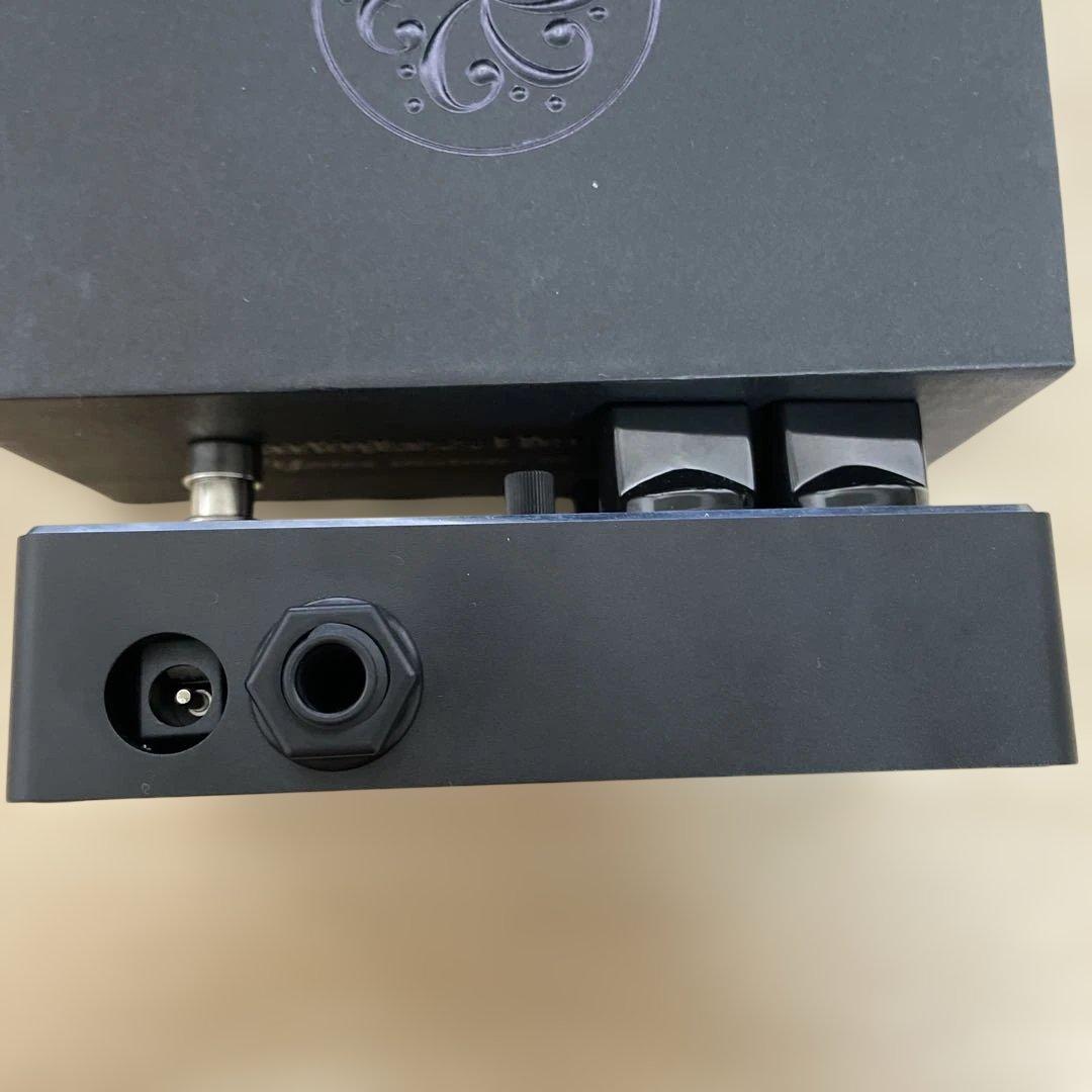 Darkglass Harmonic Booster 2.0 プリアンプ