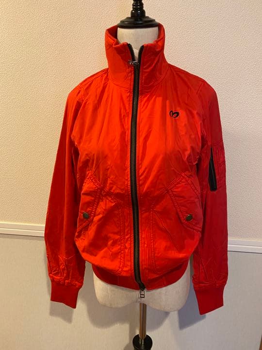 半額以下！新品未使用！マスターバニーエディション　ストレッチブルゾン