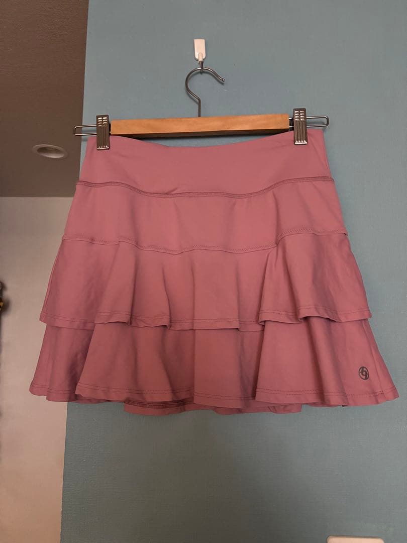 美品　リージャ　Lija テニススコート