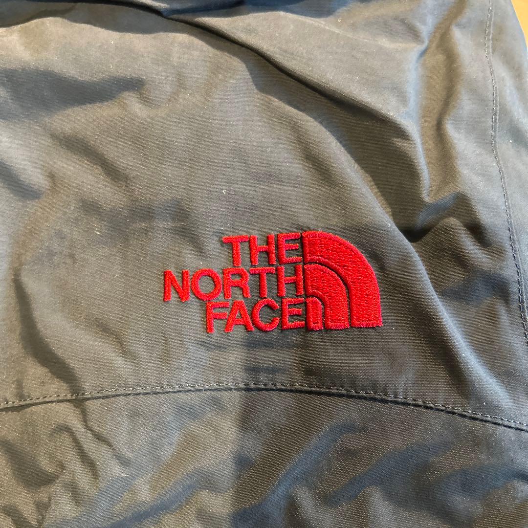 THE NORTH FACE ネイビーx レッド ジャケット 白ニット帽セット