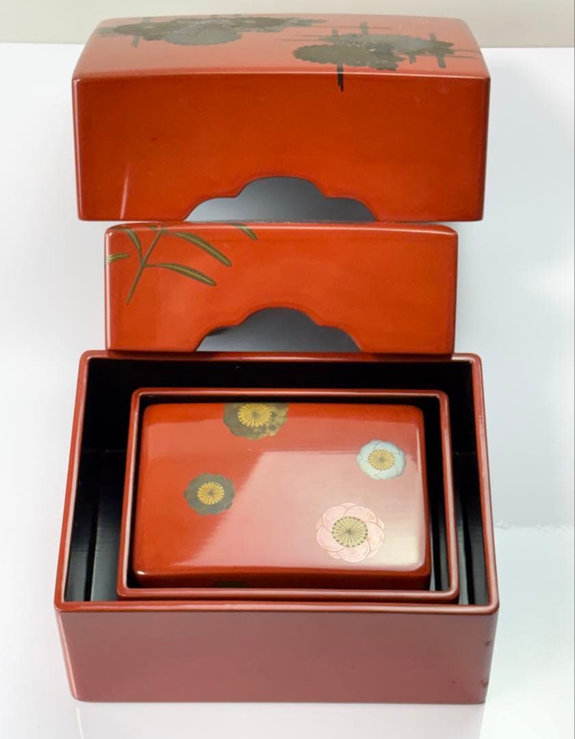 【未使用】時代漆芸 木製 菊紋蒔絵 螺鈿象嵌箱 蓋物 小物入れ R7112344