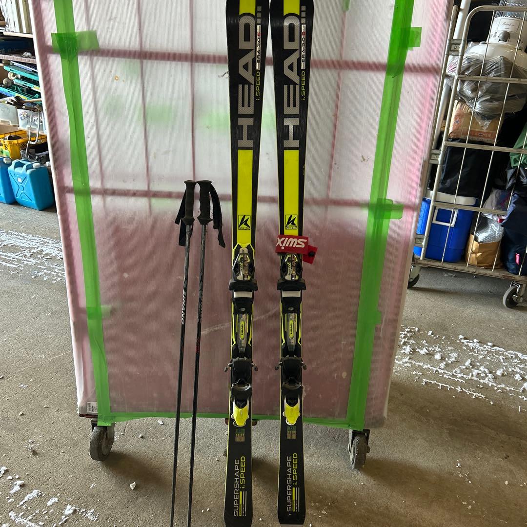 ぽ*お様 スキー板　ストック付き　HEAD