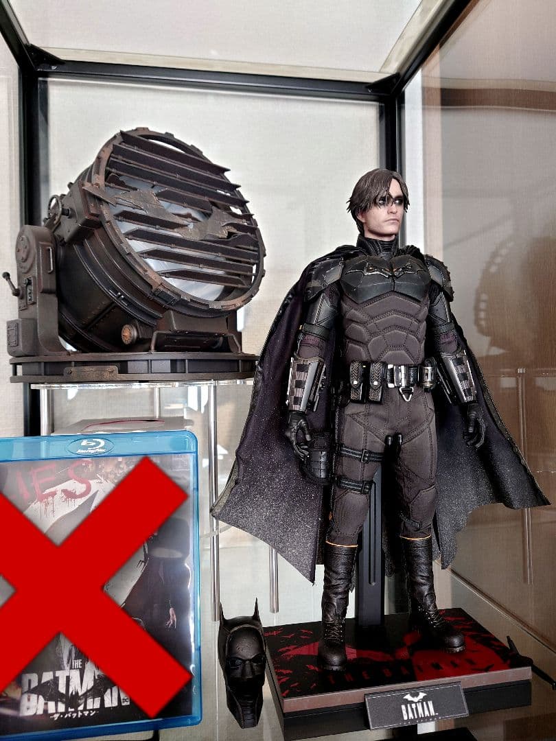【美品】ホットトイズ 1/6 ザ・バットマン通常版 バットシグナル