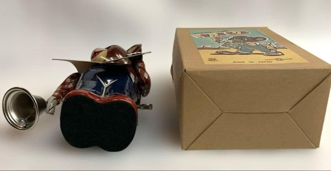 【新品未使用品】ブリキニュースベア　WIND UP BEAR 日本製