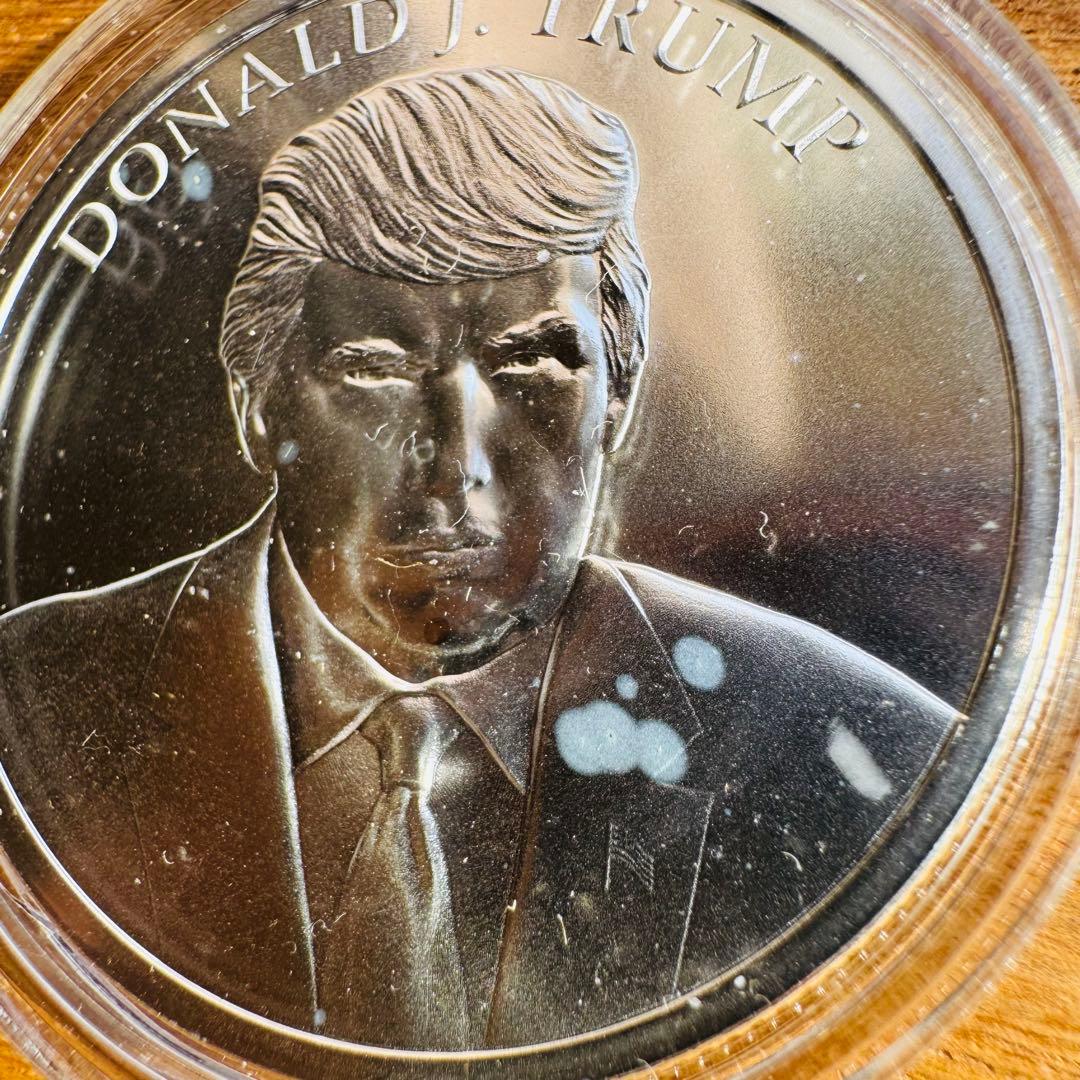 （難あり！）トランプ大統領　1オンス　銀貨　47代大統領