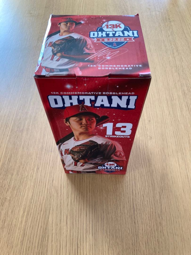 大谷翔平×マイク・トラウト ブランケット& BOBBLEHEAD