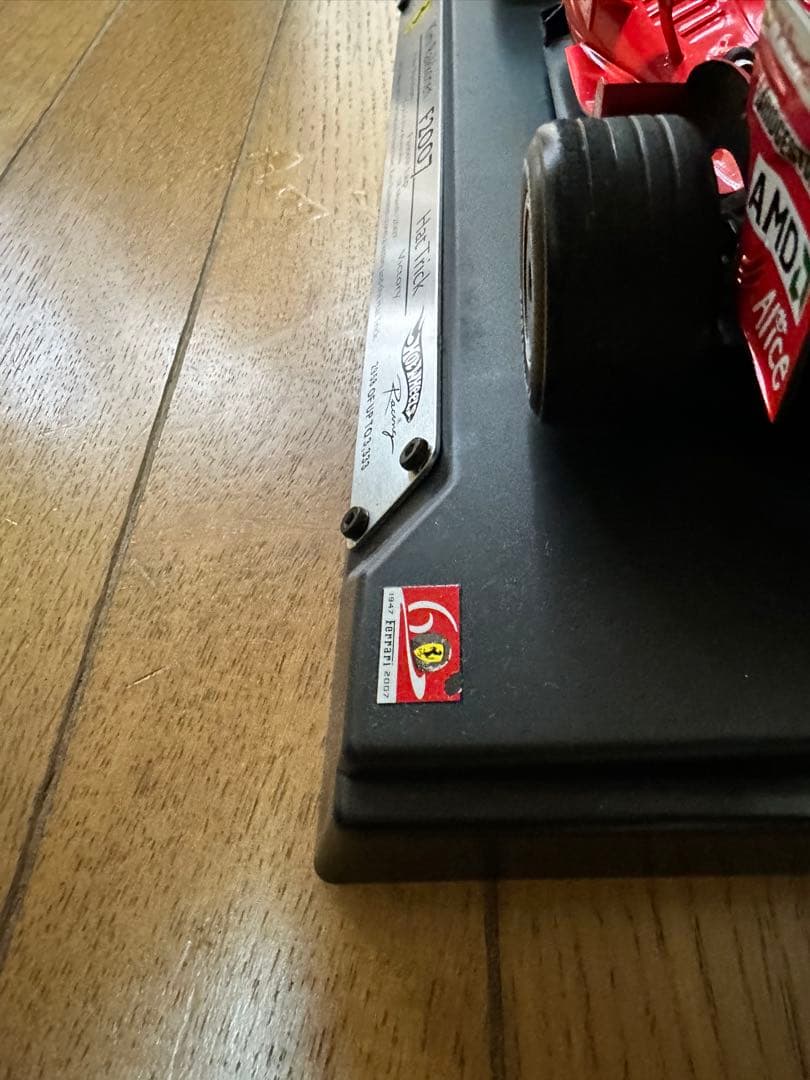 【レア品】1/18 フェラーリF2007 ハットトリック ライコネン