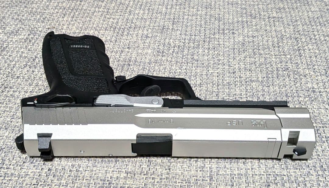 東京マルイ SG-09R バイオハザード