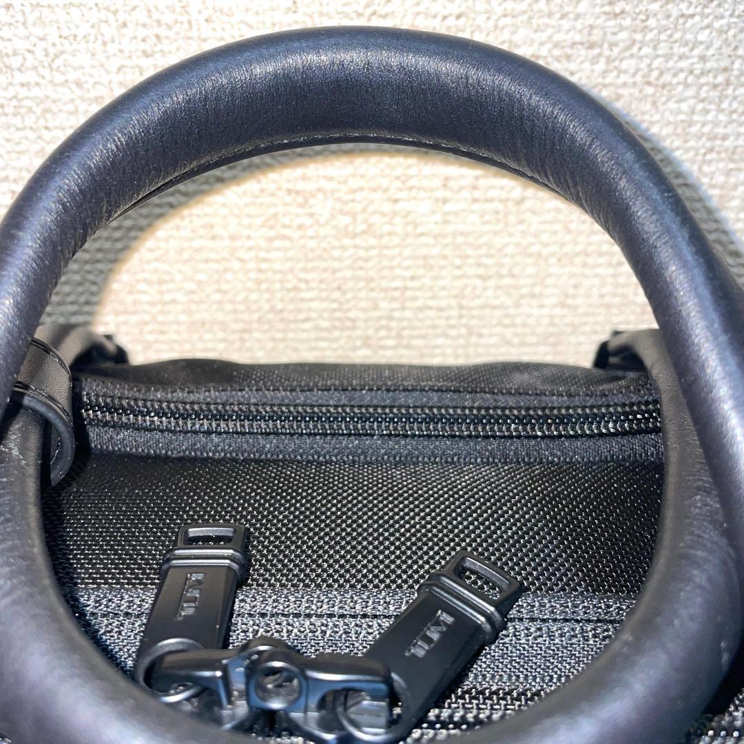 TUMI ALPHA3 ツミ トゥミ アルファ3 デラックス 4輪 ラップトップ