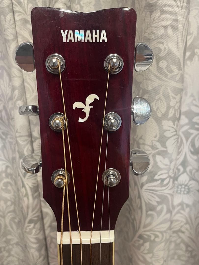YAMAHA FS820 アコースティック　ギター　ヤマハ　カバー&スタンド付