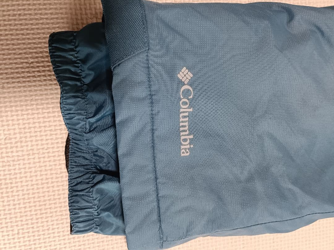 コロンビア　スキーウェア　xs　小１〜小2