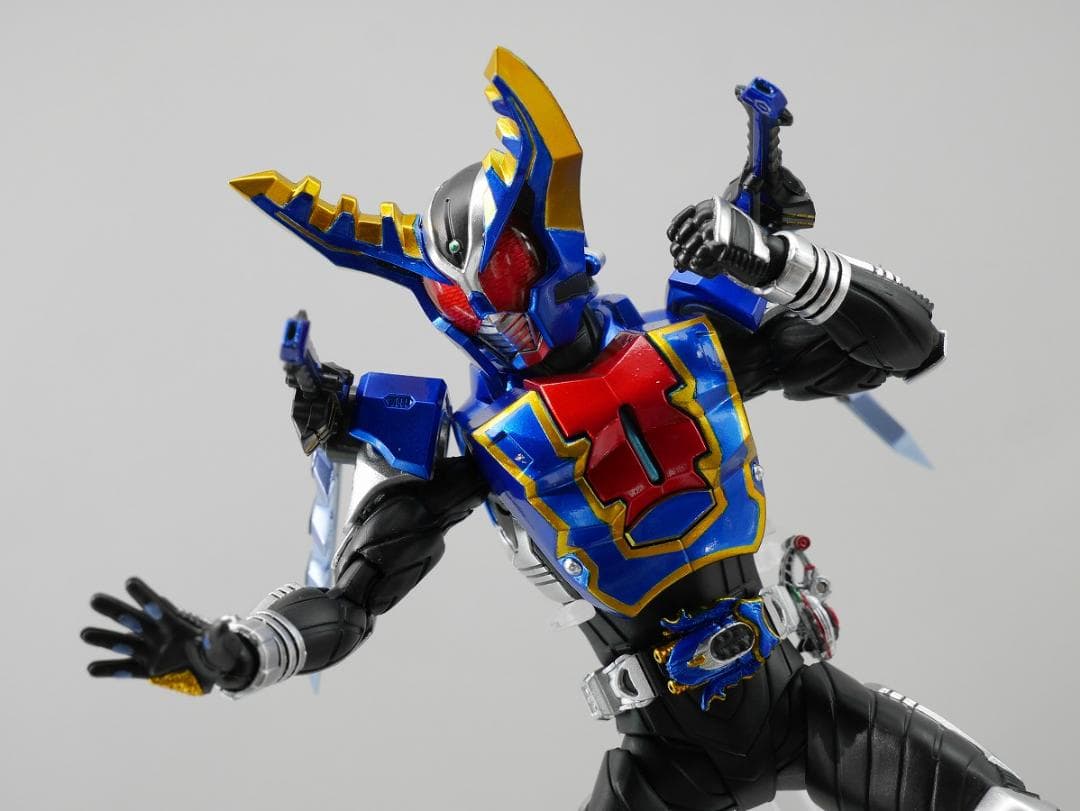 「新品未開封」SHF（真骨彫製法）仮面ライダーガタック ハイパーフォーム