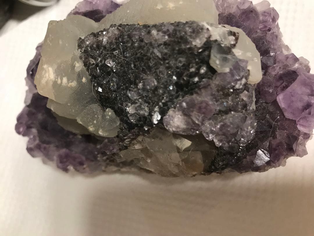 アメジストと何かの合体