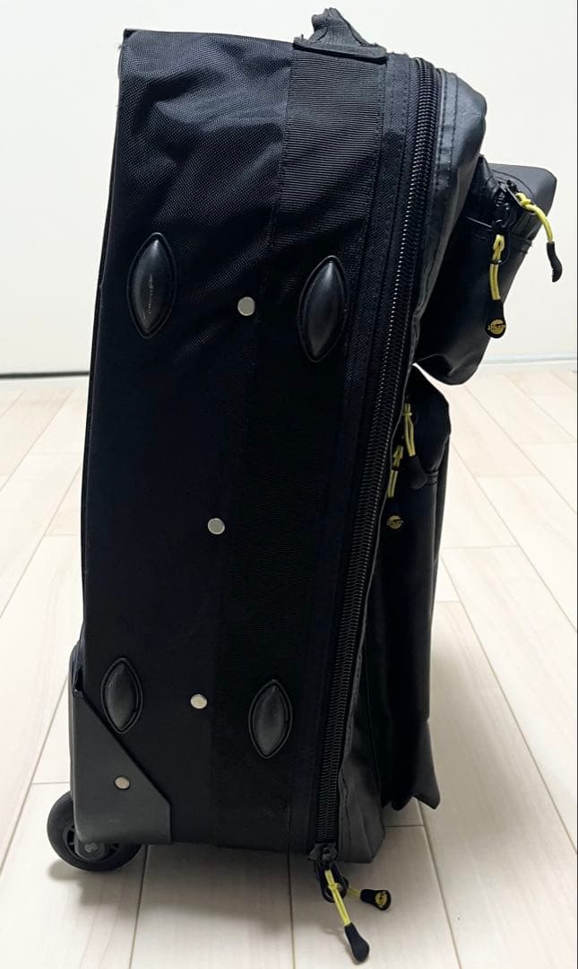 ATHLETA キャリーバッグ ブラック