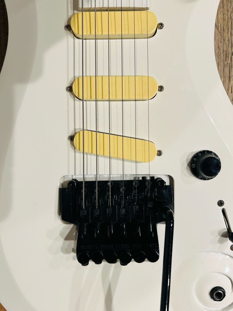 美品！　EDWARDS sugizo model ES-100 prince